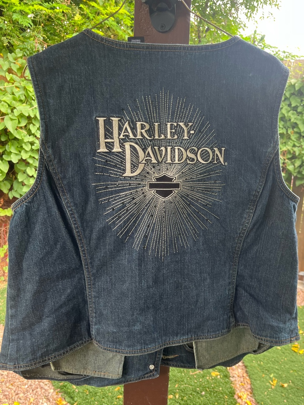 Harley Davidson Rhinestone Sunburst Denim Vest L-XL Bling Y2K 96337-08VW Vintage